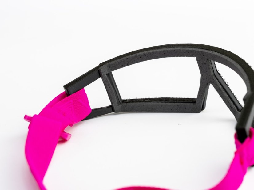 SALIVISION sport training glasses from the back without filter